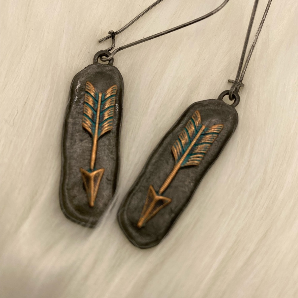 Metal Dangle Arrow Earrings - Picture 1 of 2